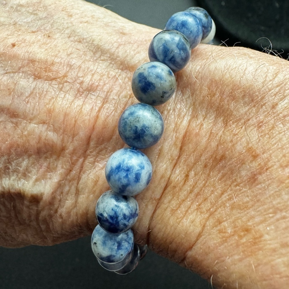 New! Sodalight Blue and White 8mm Beaded Bracelet - Picture 3 of 6